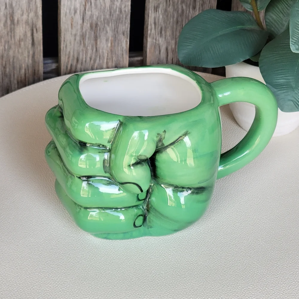 Incredible Hulk Green Oversized Fist Mug- Marvel - Picture 1 of 10